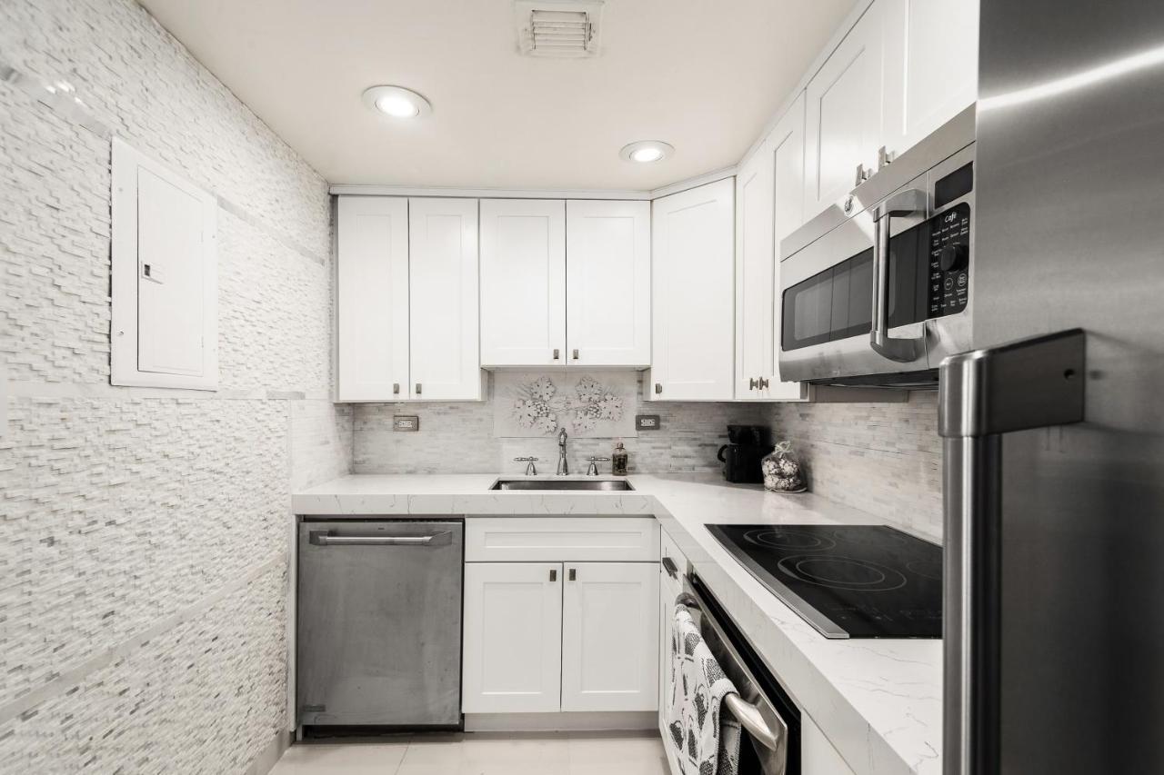 Two Bedroom Two Bath Apartment 2 Block To Beach Miami Beach Extérieur photo